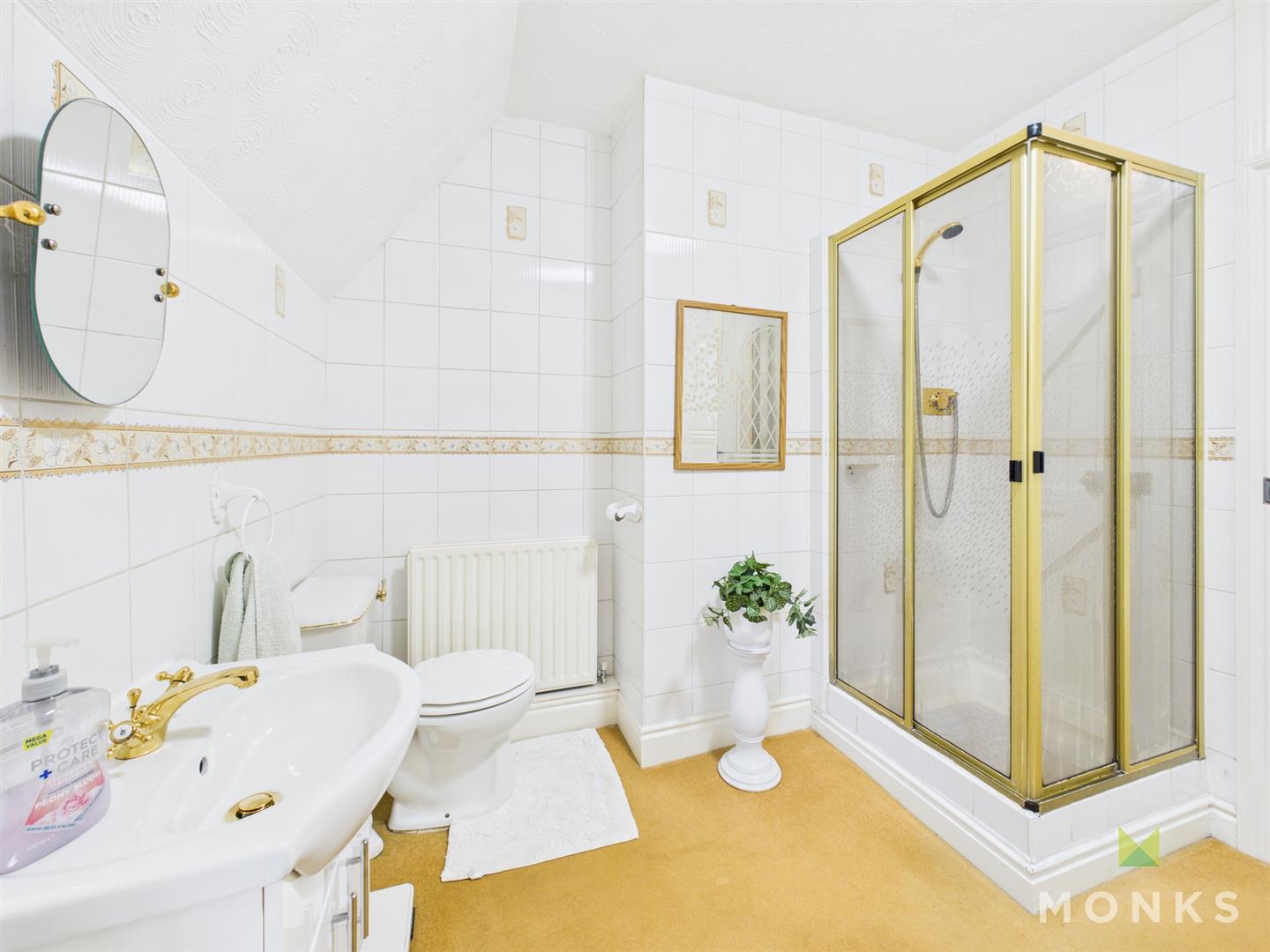 1 Station Avenue, Wrexham, LL14 5LU For Sale